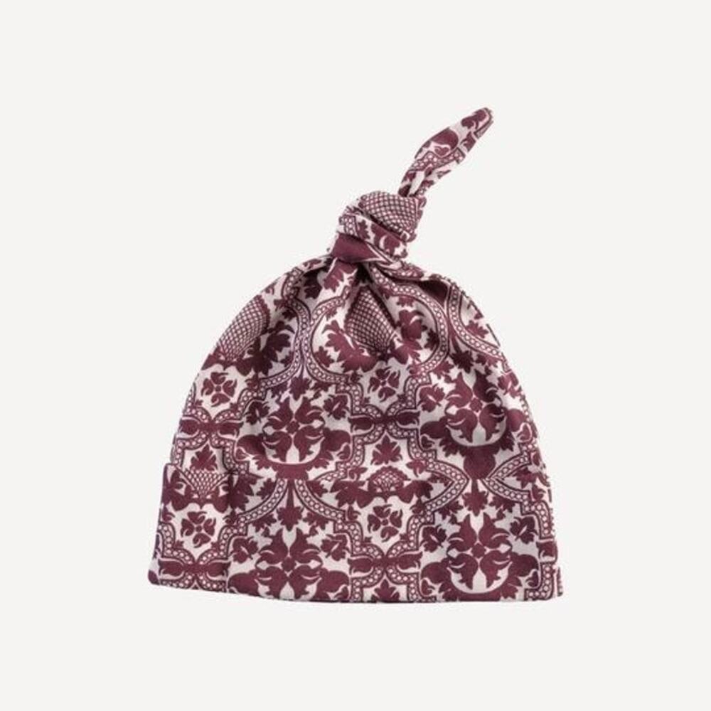 NWT Kate Quinn Cabernet Folk Floral Organic Cotton Knot Hat 0-3m